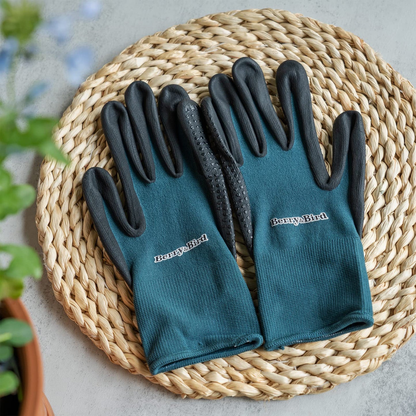Garden Accessories Garden Glove for Men and Women with Micro Foam Coating (Green)